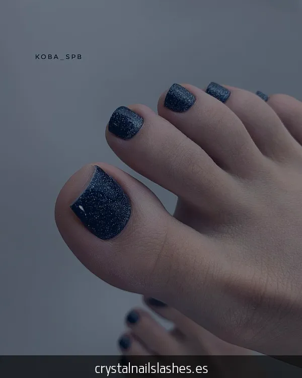 como dejar crecer las uñas de los pies